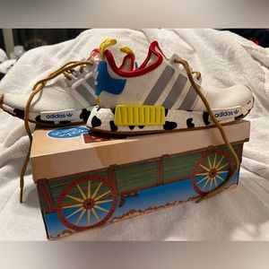 nmd_r1 x jessie toy story shoes